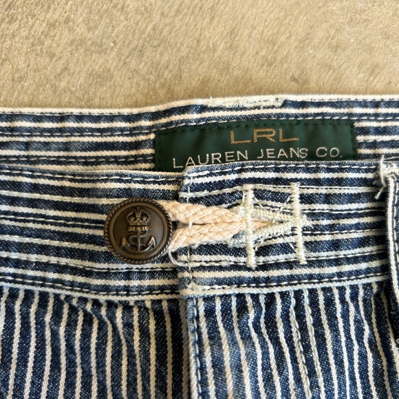 Ralph Lauren Striped Blue Women's Shorts Size 4 100% Cotton - Picture 4 of 10
